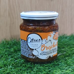 Крем от маслини и сушени домати (Брускета)